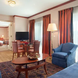 https://holiday-thessaloniki-an-ihg.hotelschalkidiki.net